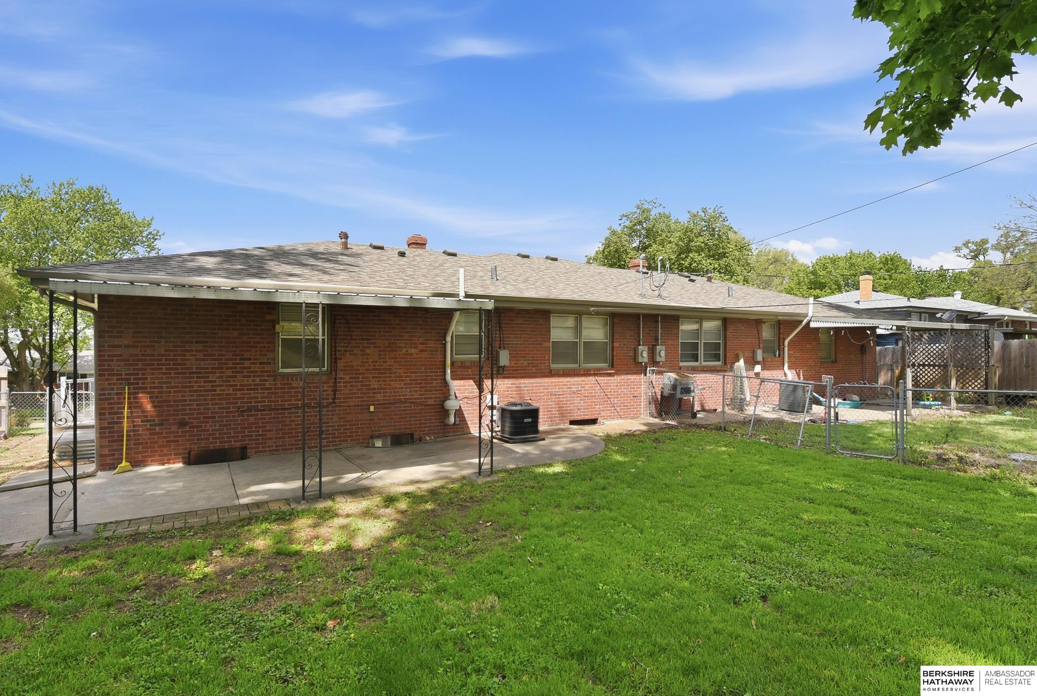 2501 and 2503 S 49 Street