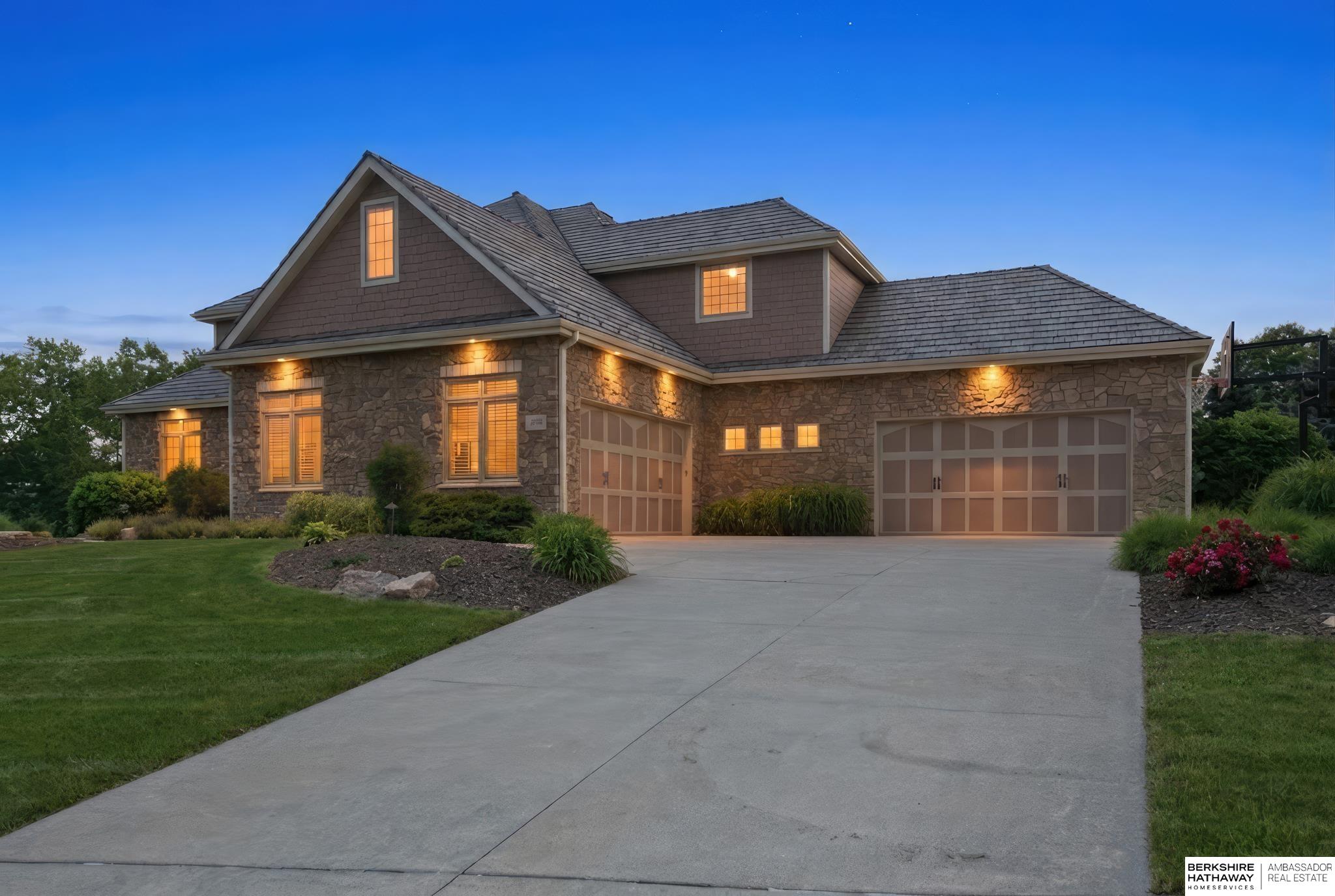 1412 N 134th Circle