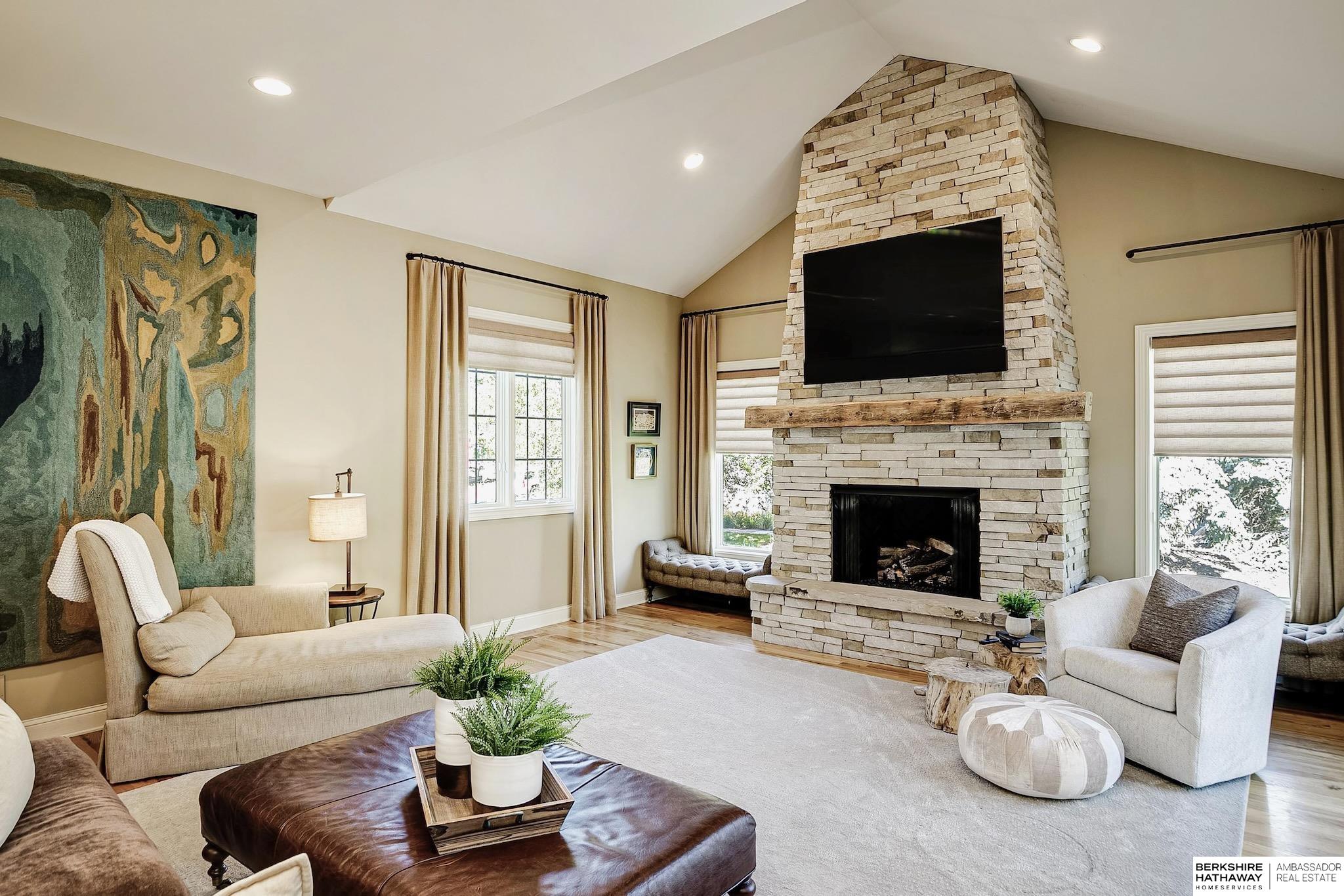 1412 N 134th Circle