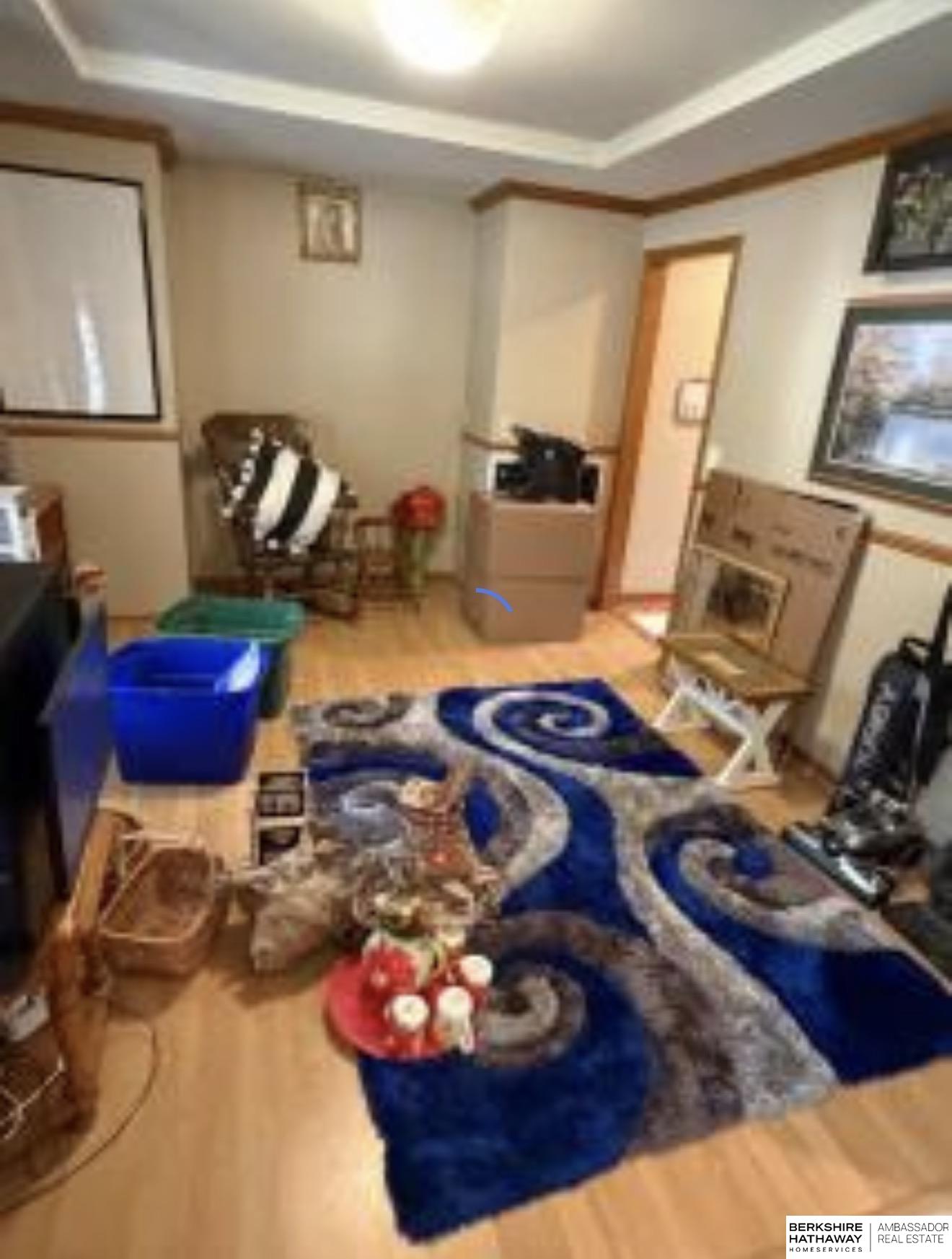 1016 Tekamah Lane