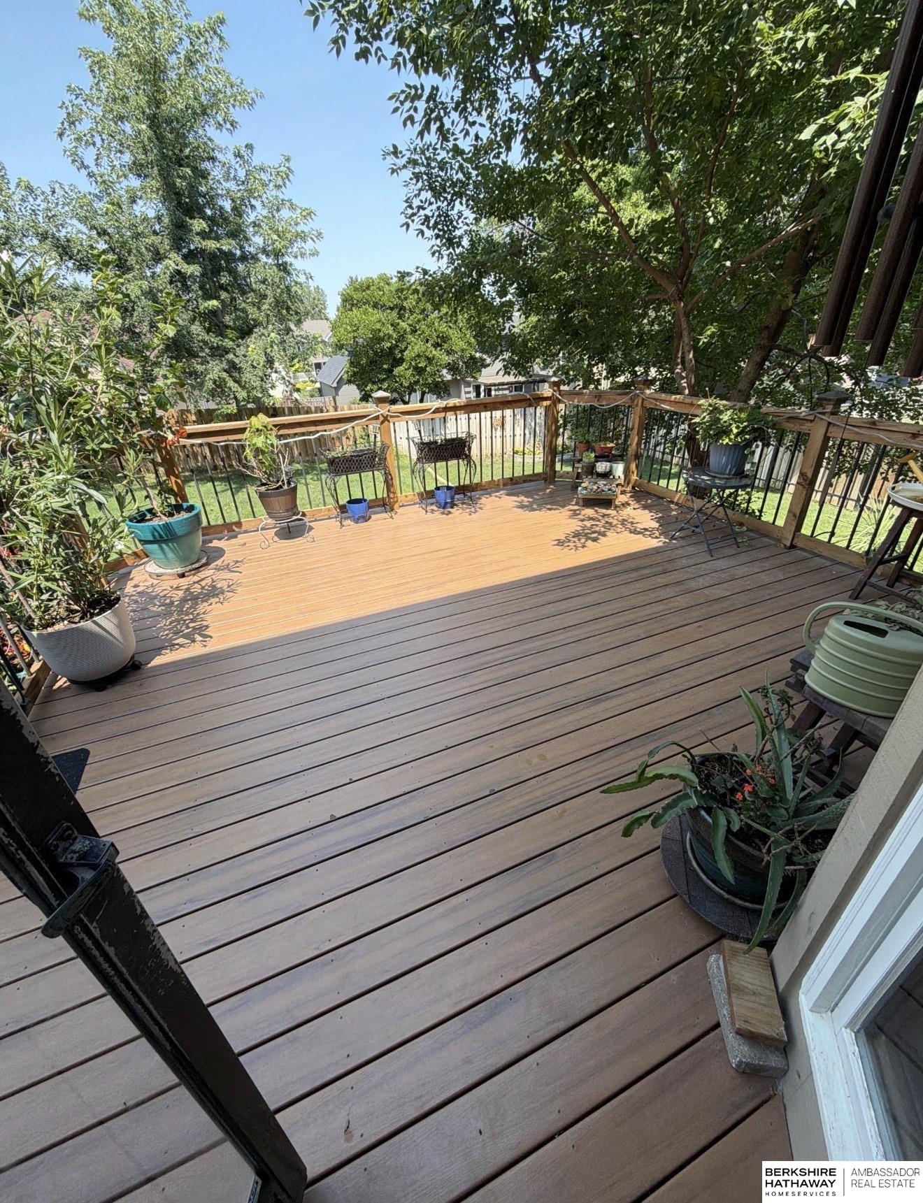 1016 Tekamah Lane