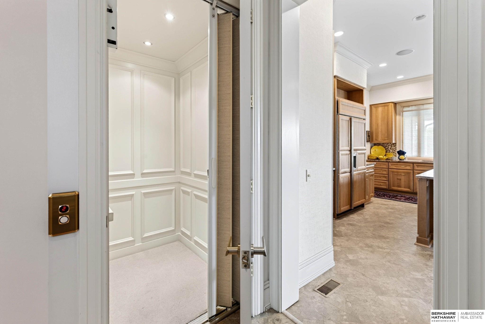 845 N 143rd Court