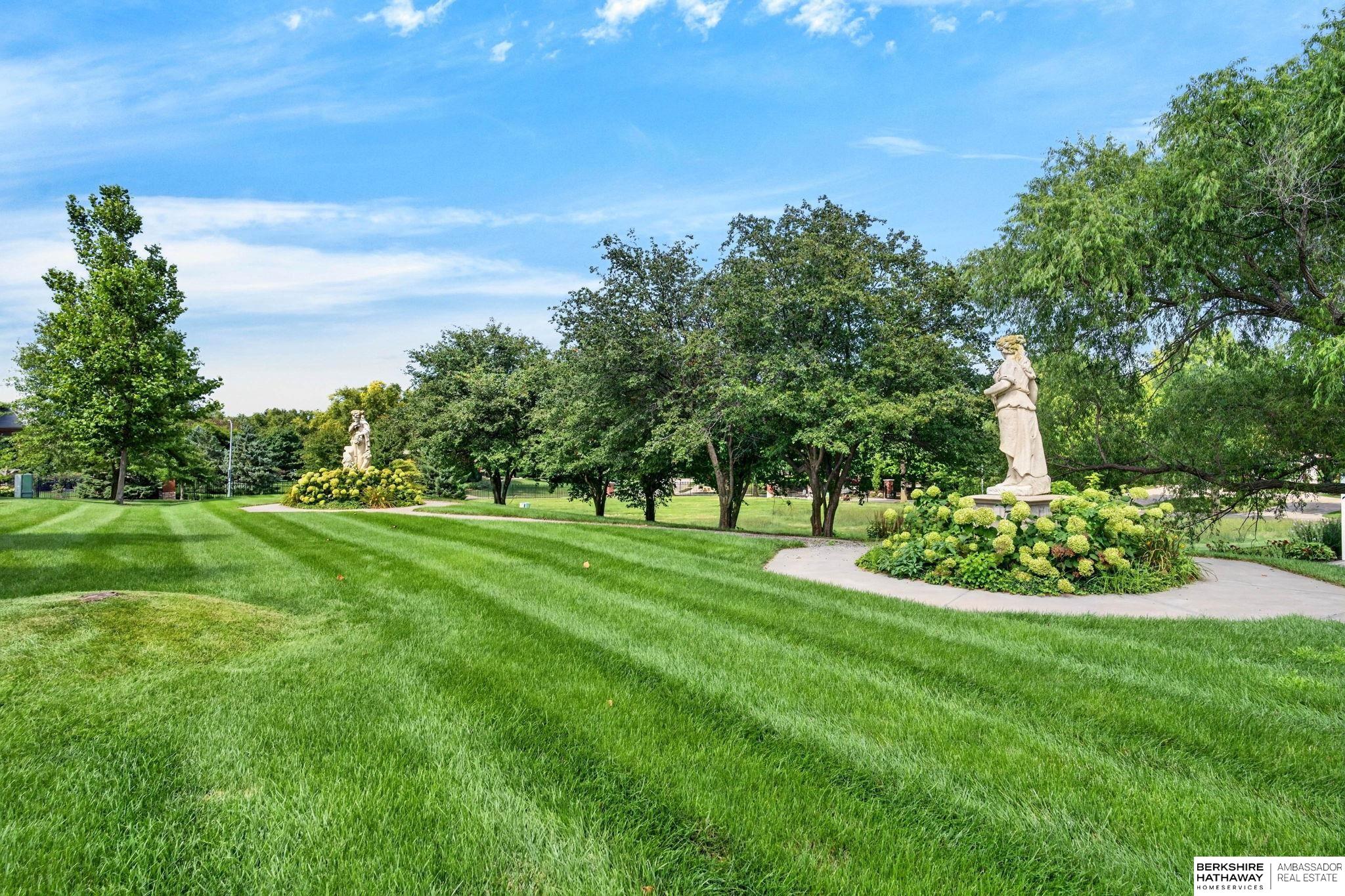 845 N 143rd Court