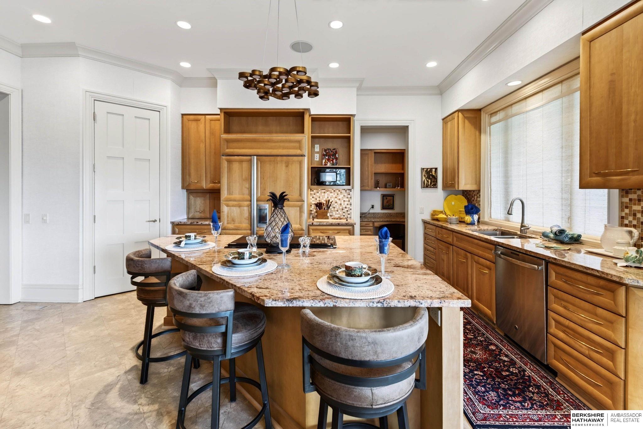 845 N 143rd Court
