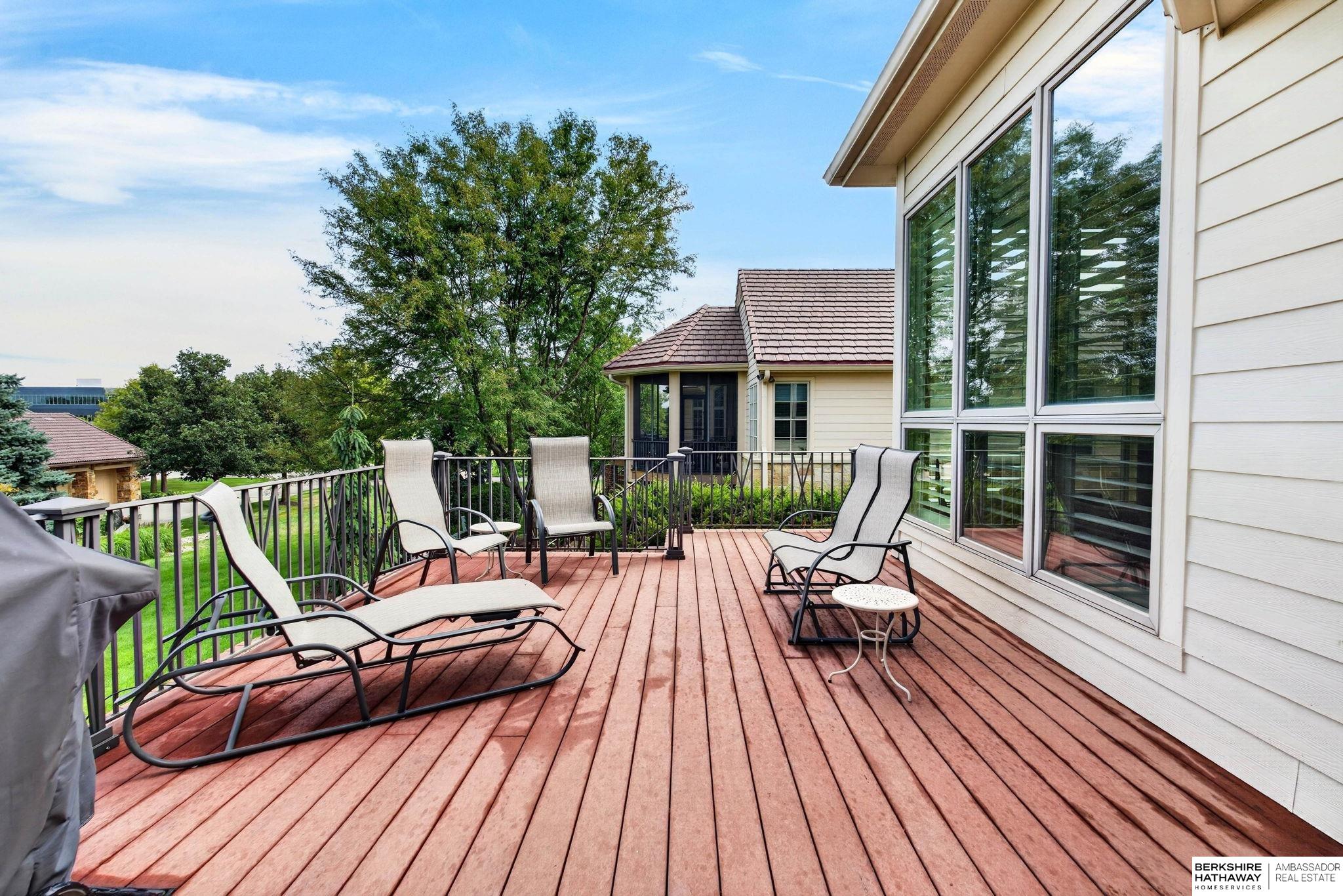 845 N 143rd Court