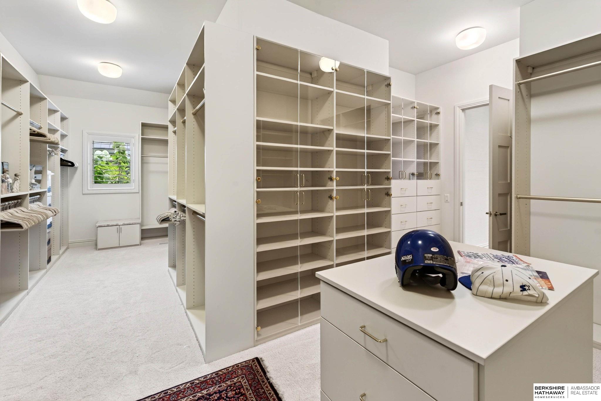 845 N 143rd Court
