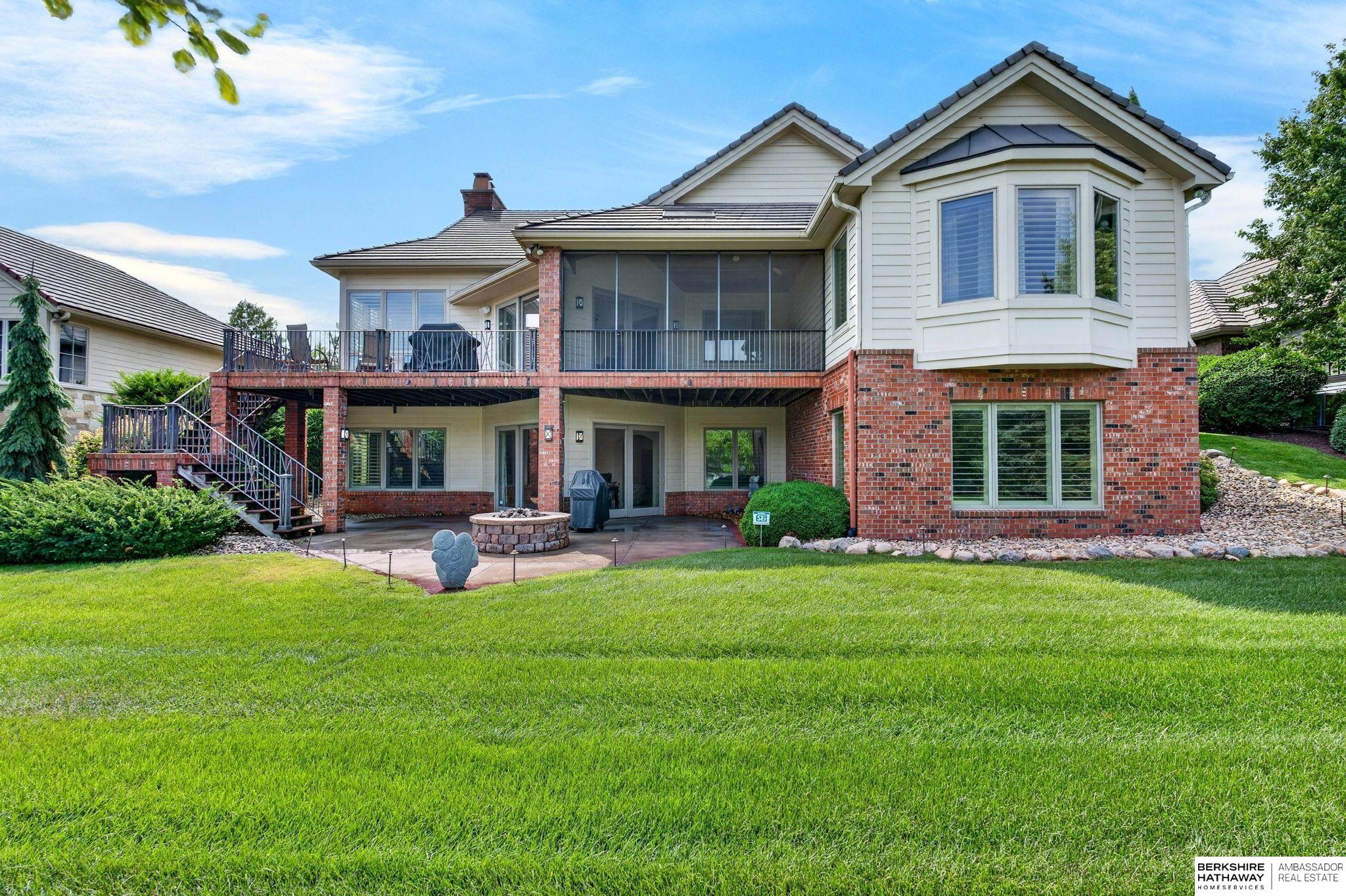 845 N 143rd Court