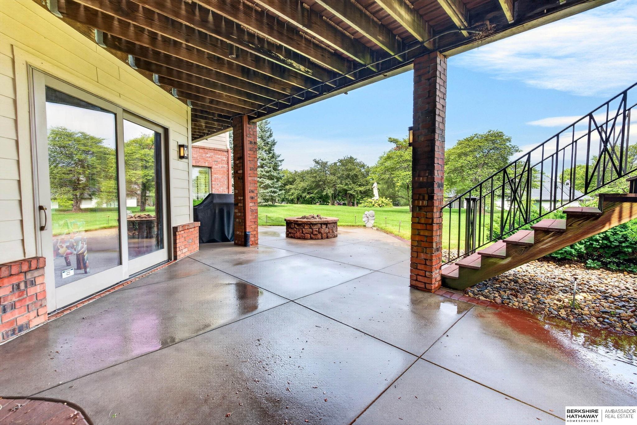 845 N 143rd Court