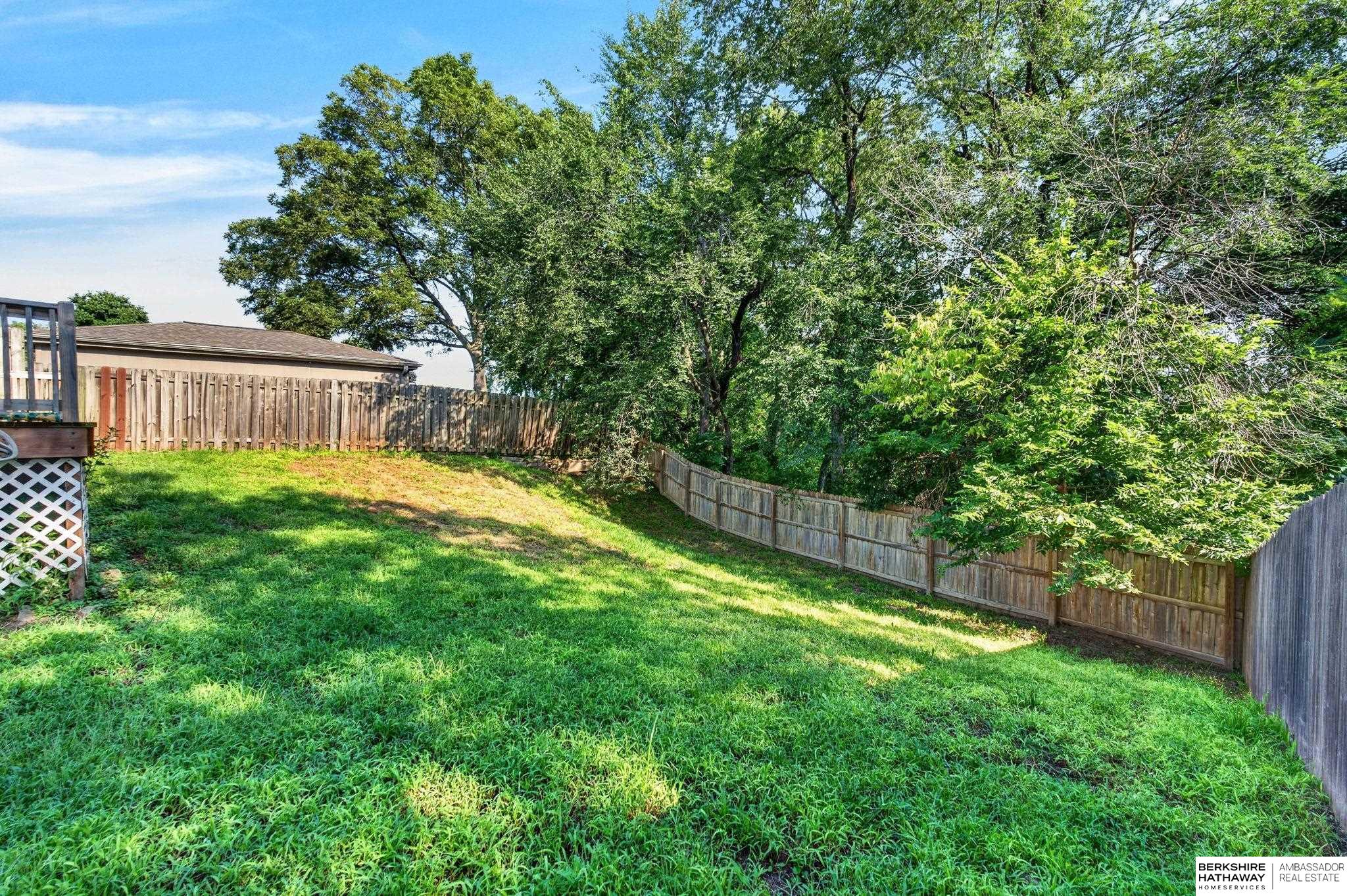 28 Crestwood Drive