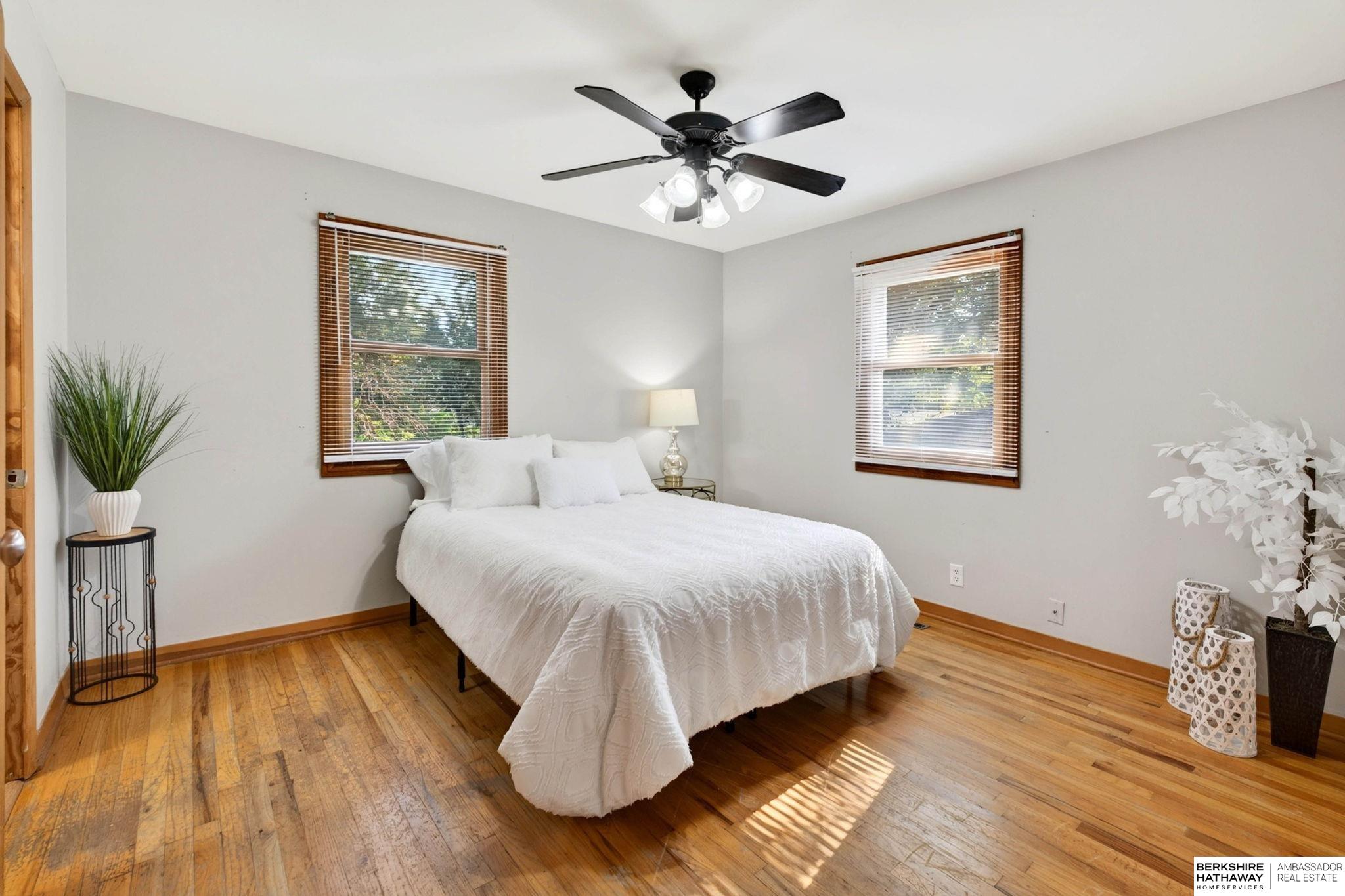 28 Crestwood Drive
