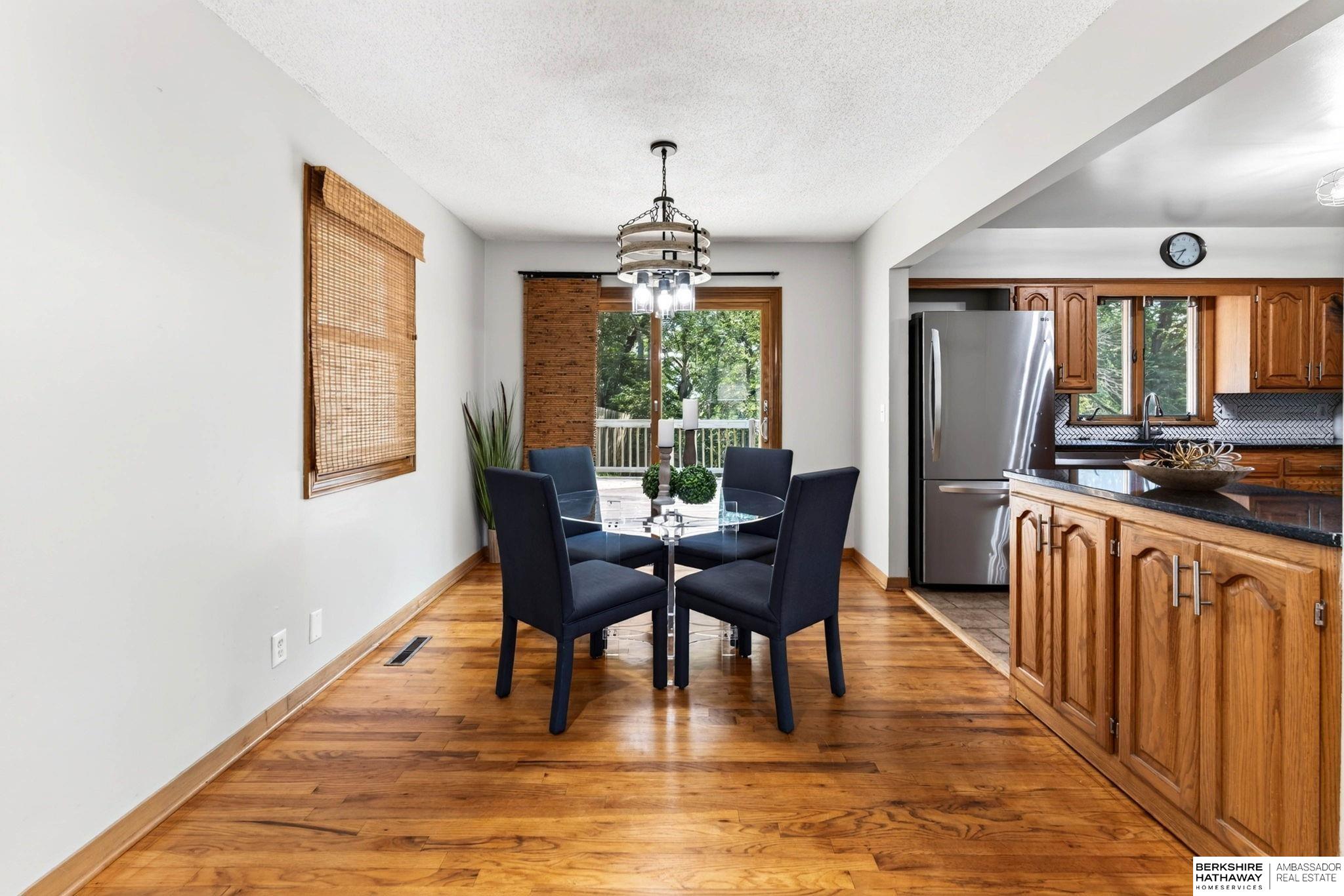 28 Crestwood Drive