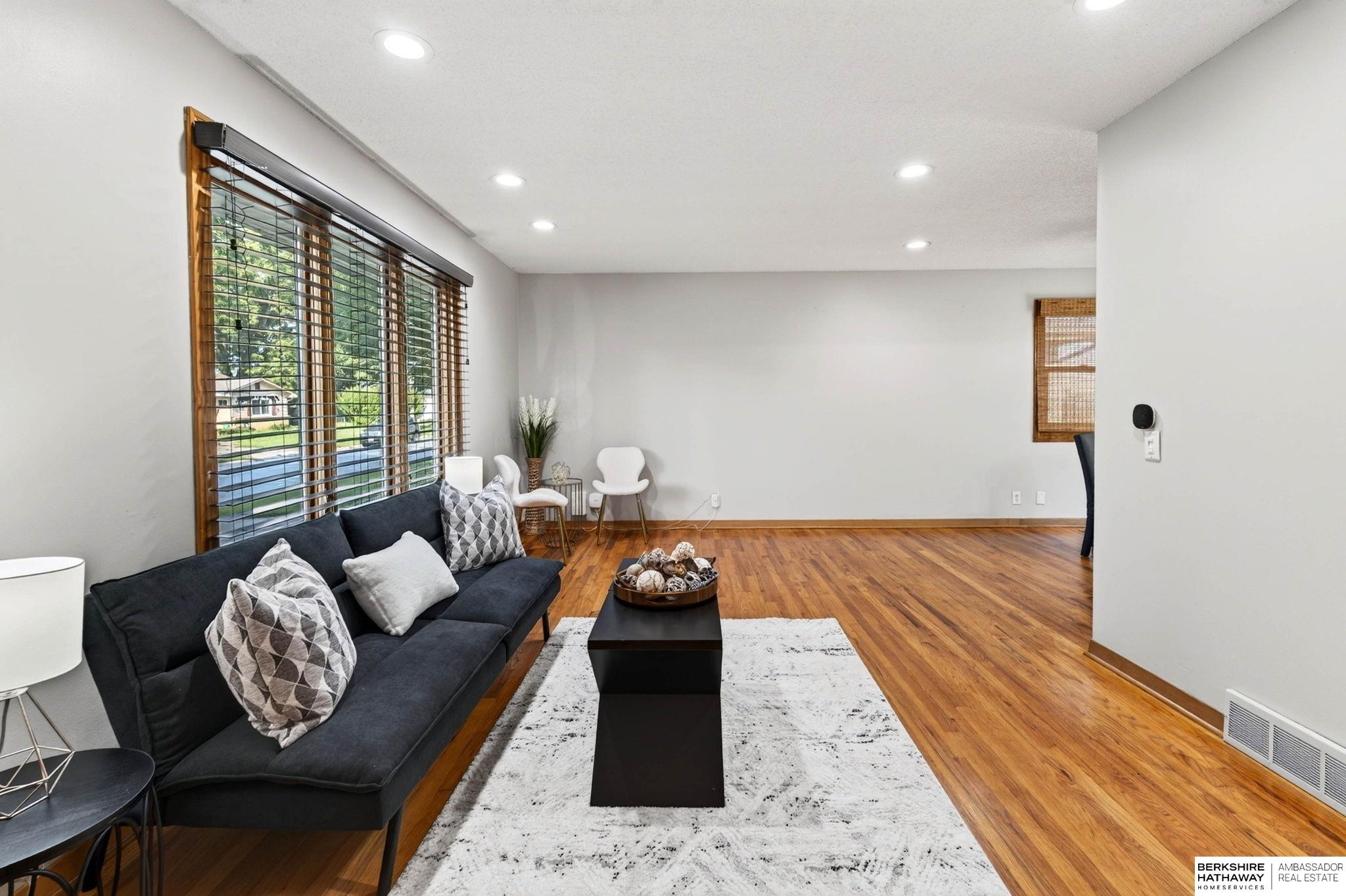 28 Crestwood Drive