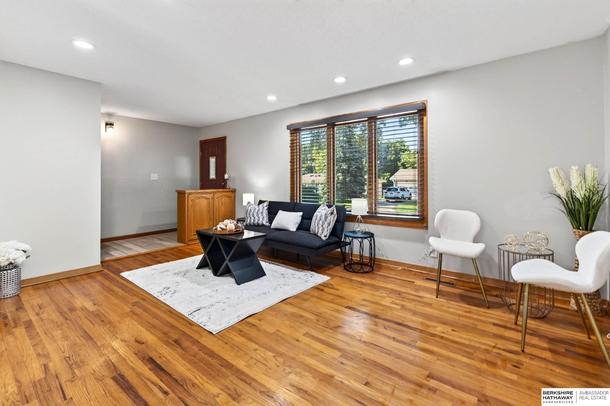 28 Crestwood Drive
