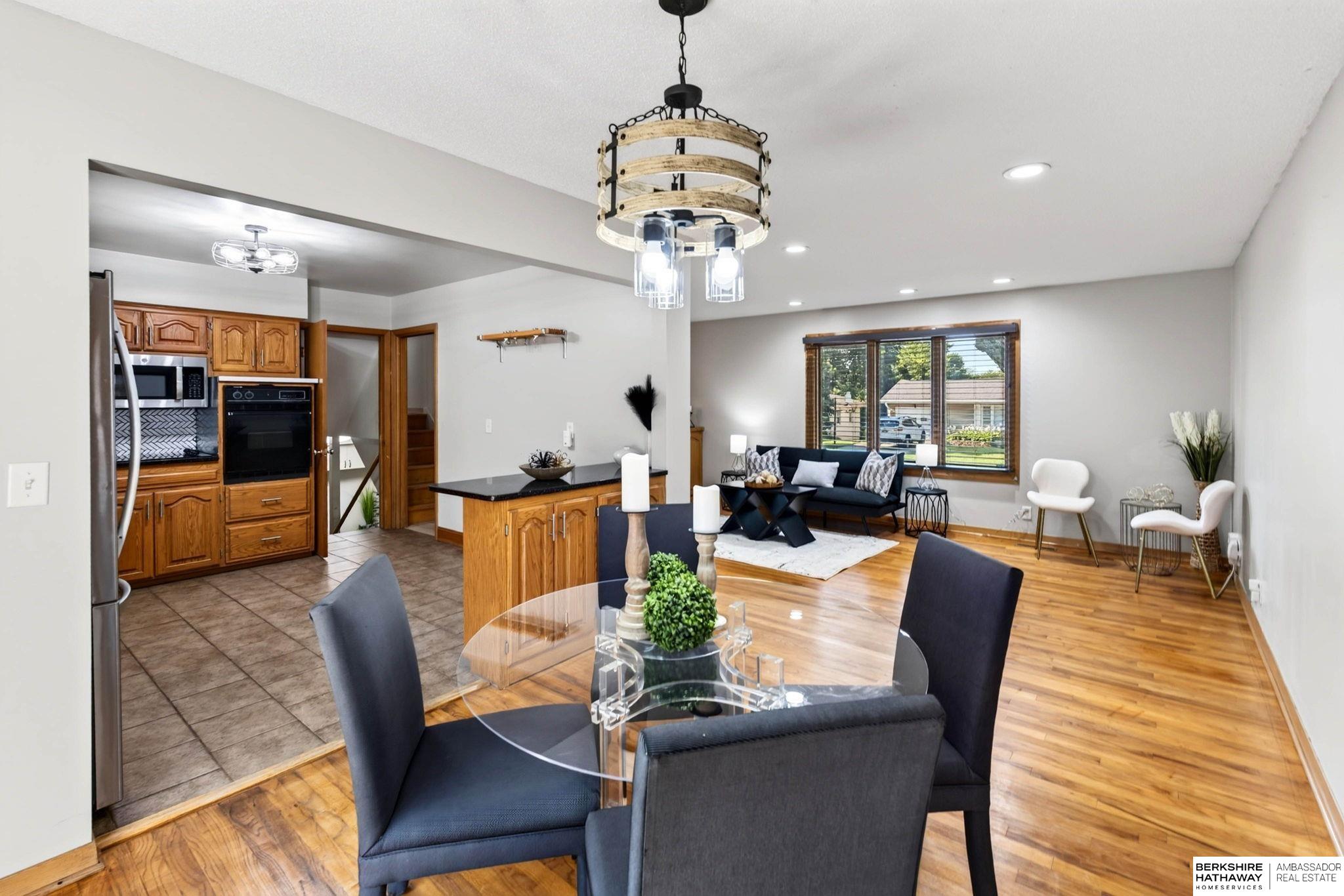 28 Crestwood Drive