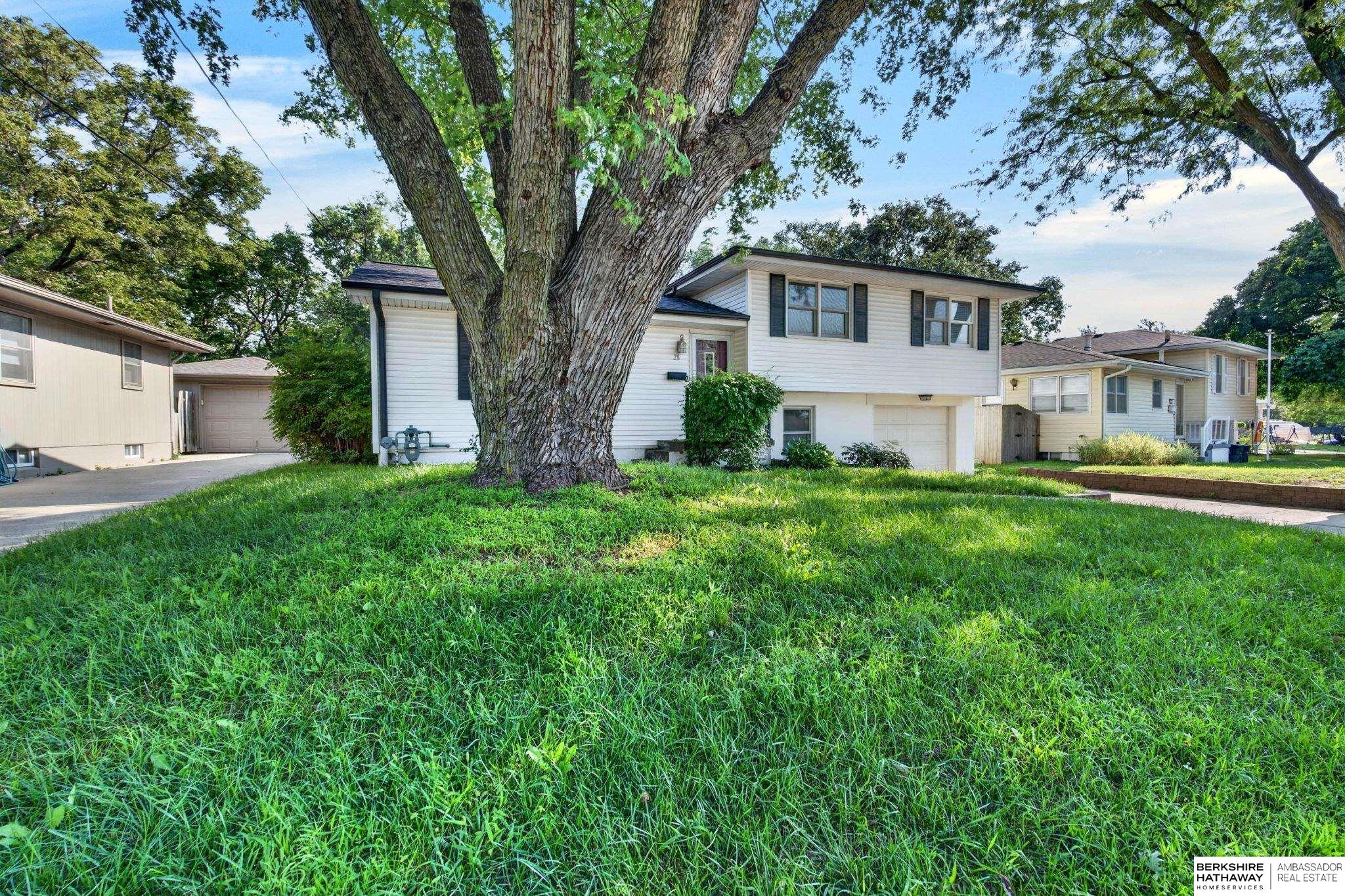 28 Crestwood Drive