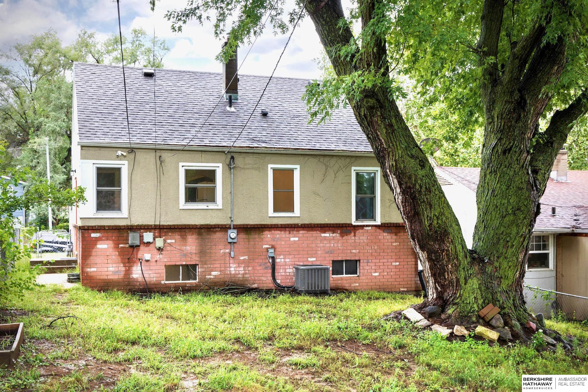 6030 Decatur Street