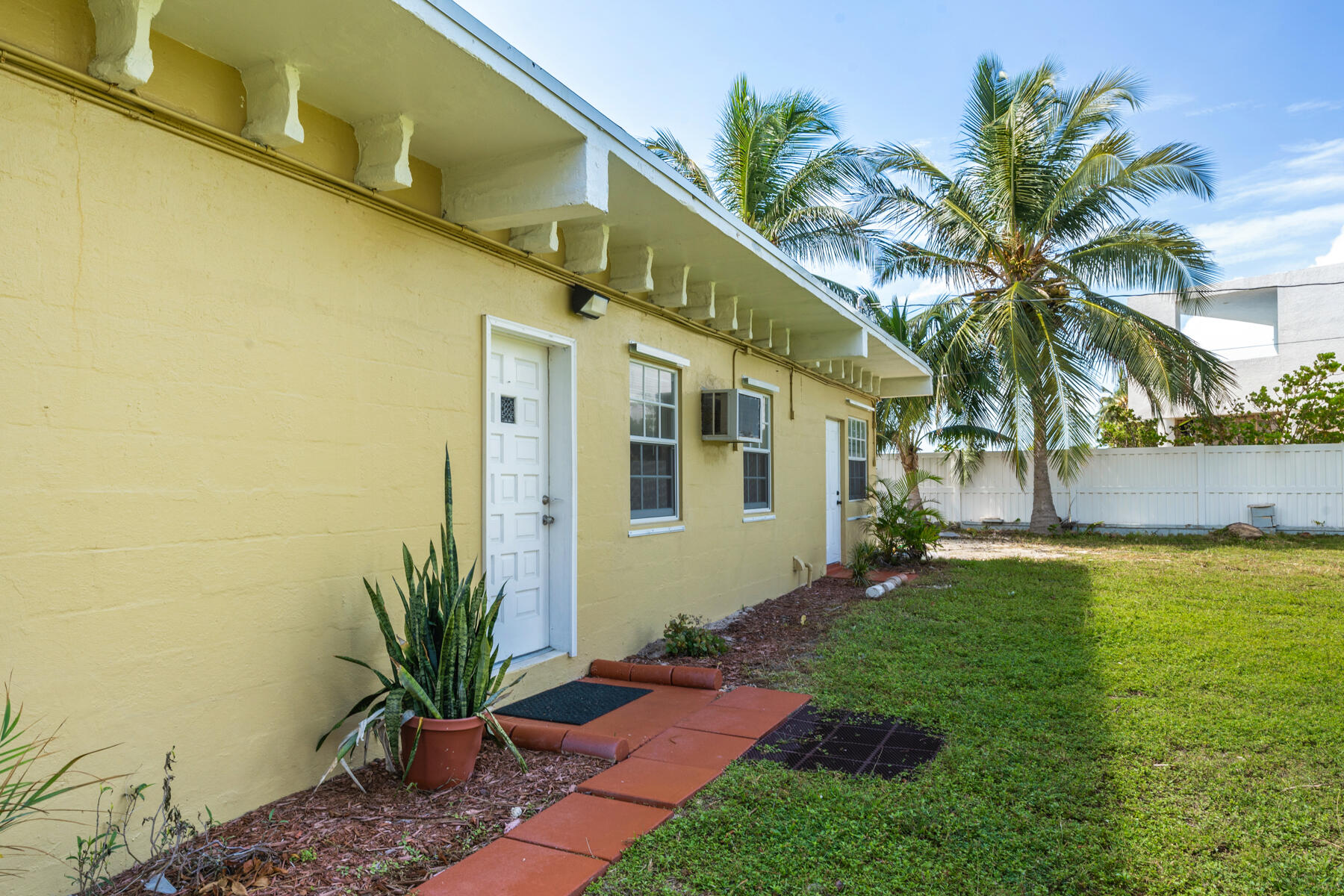 75621 Overseas Highway