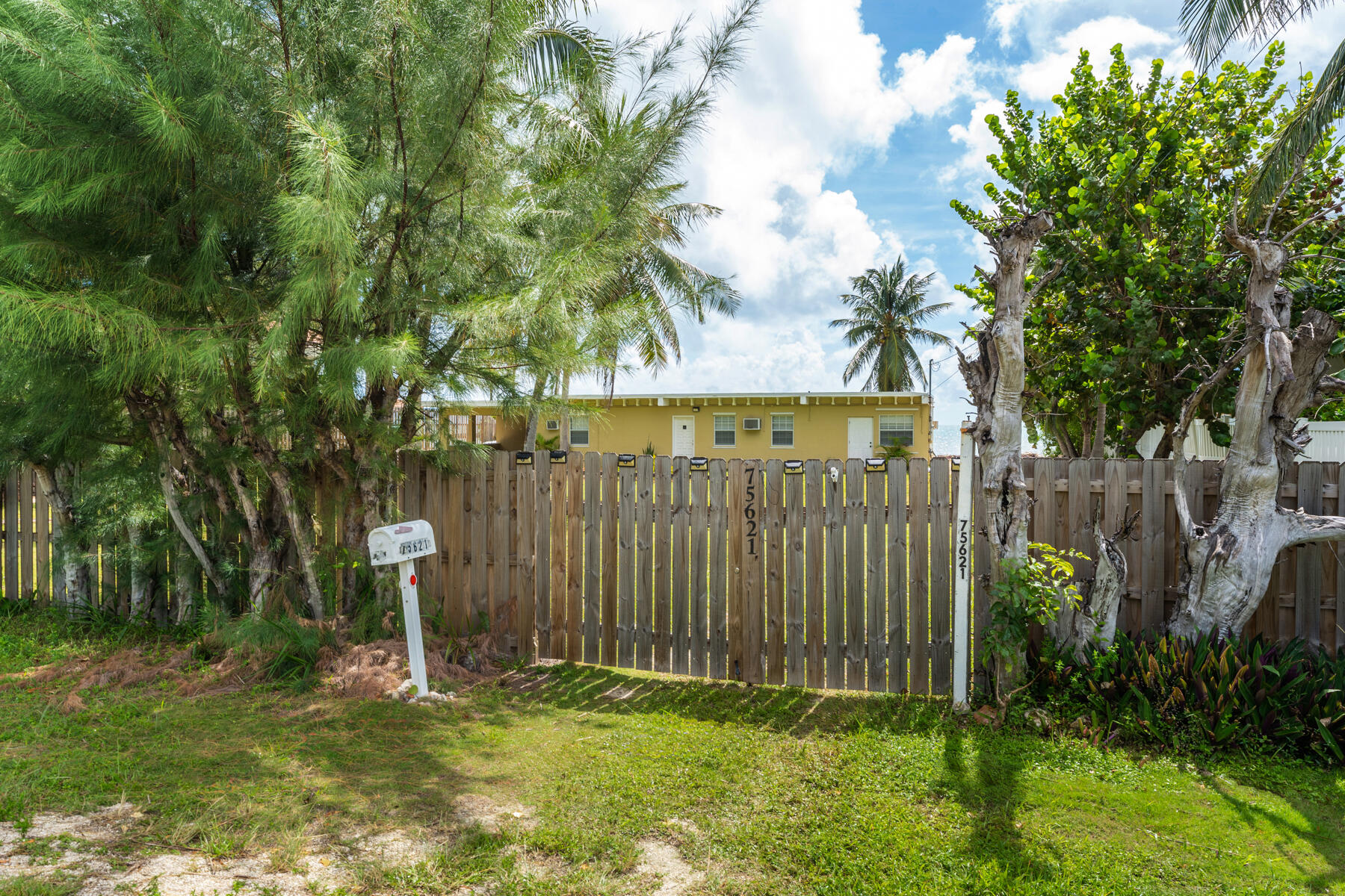 75621 Overseas Highway