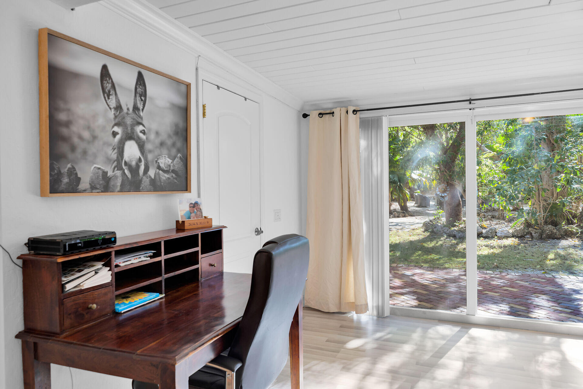 145 Plantation Boulevard