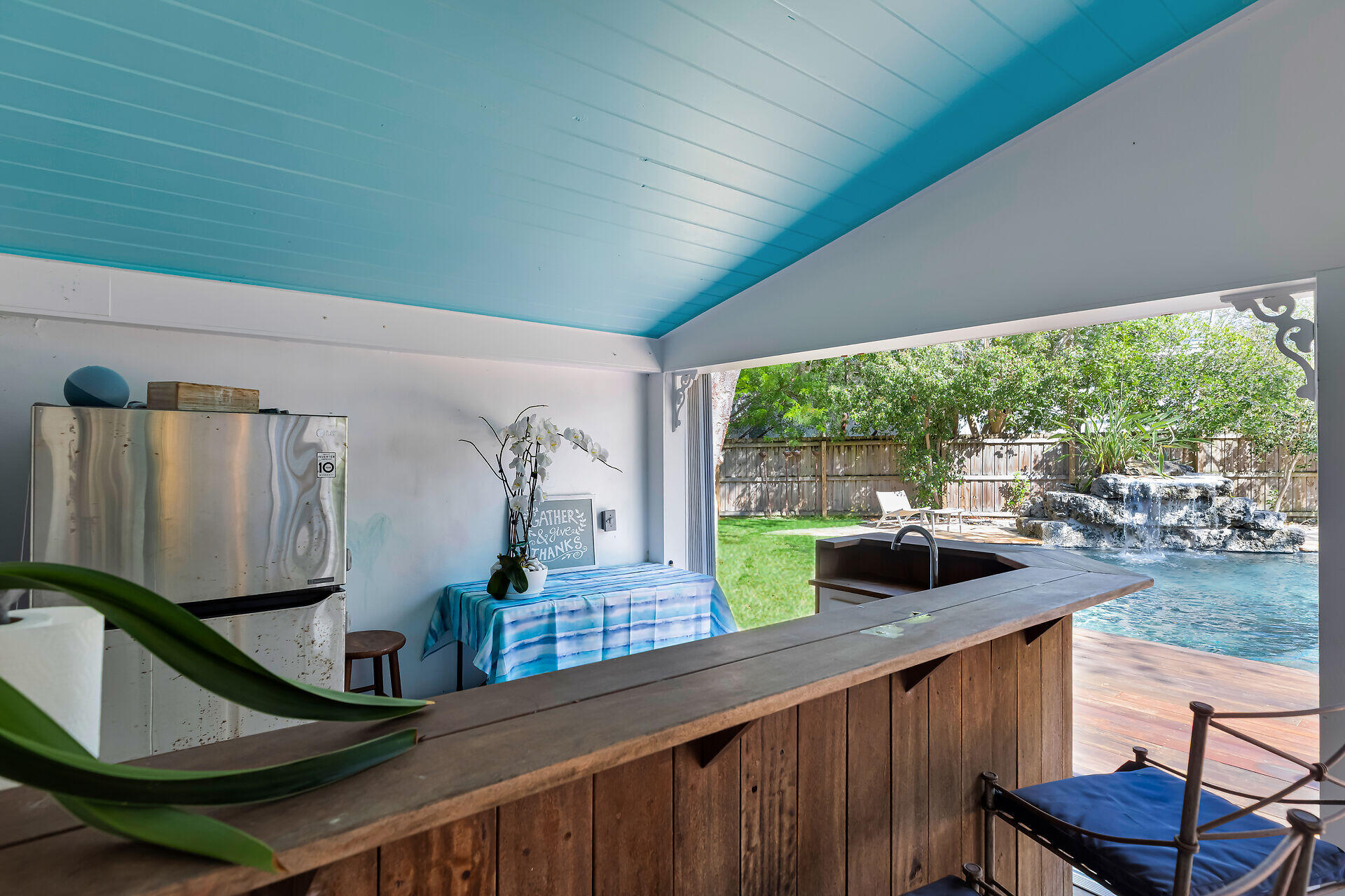 145 Plantation Boulevard