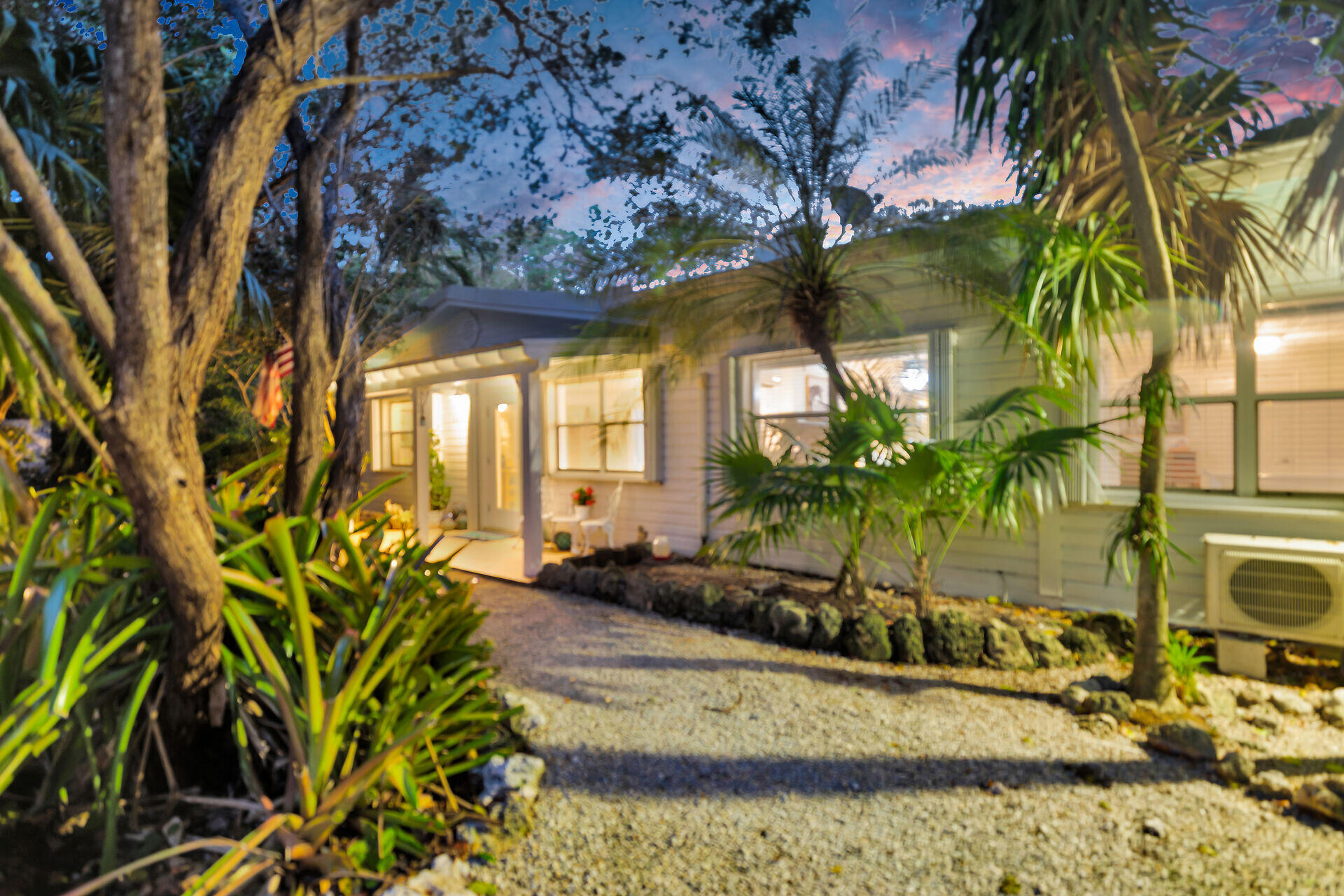 145 Plantation Boulevard