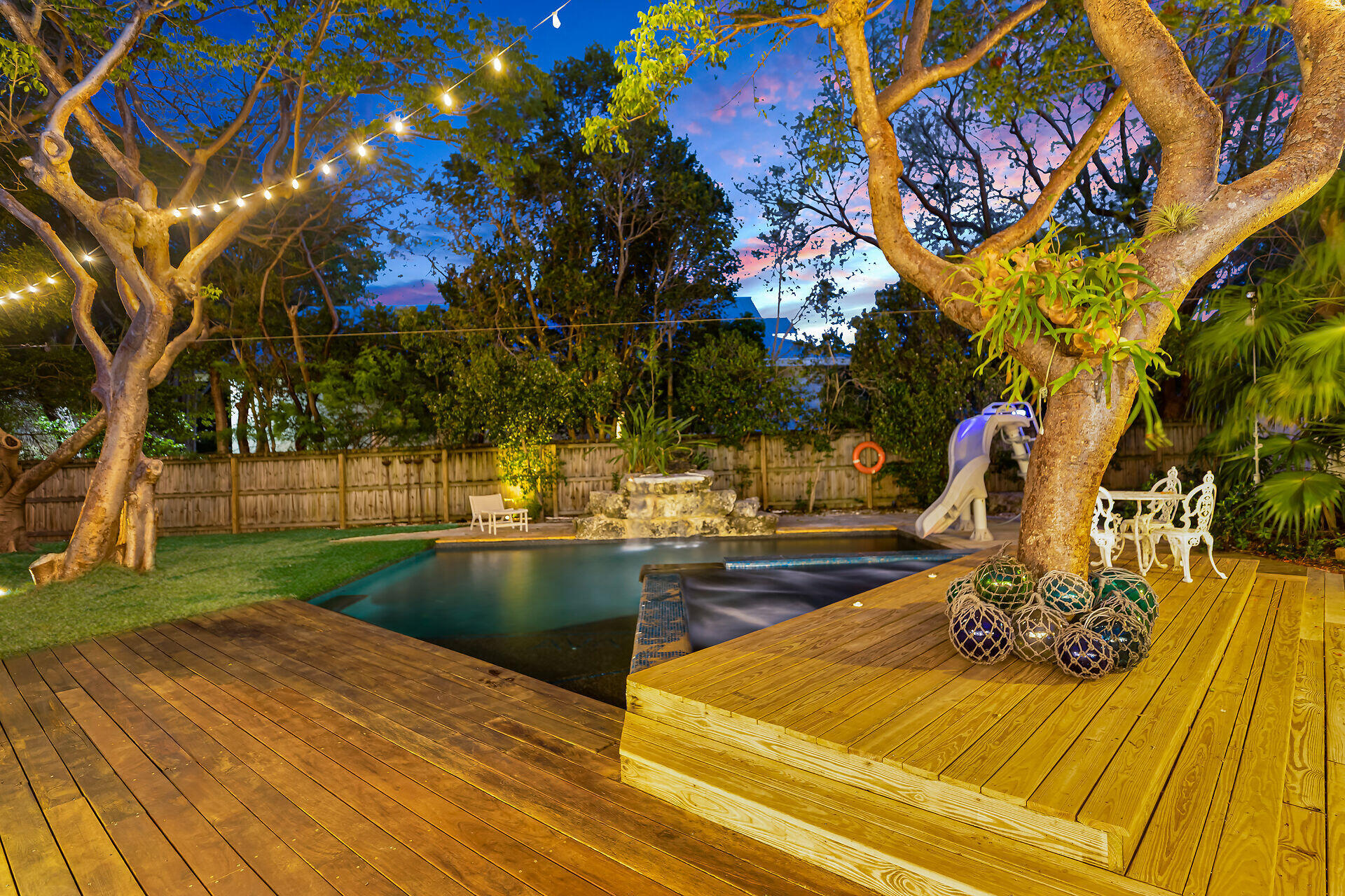 145 Plantation Boulevard