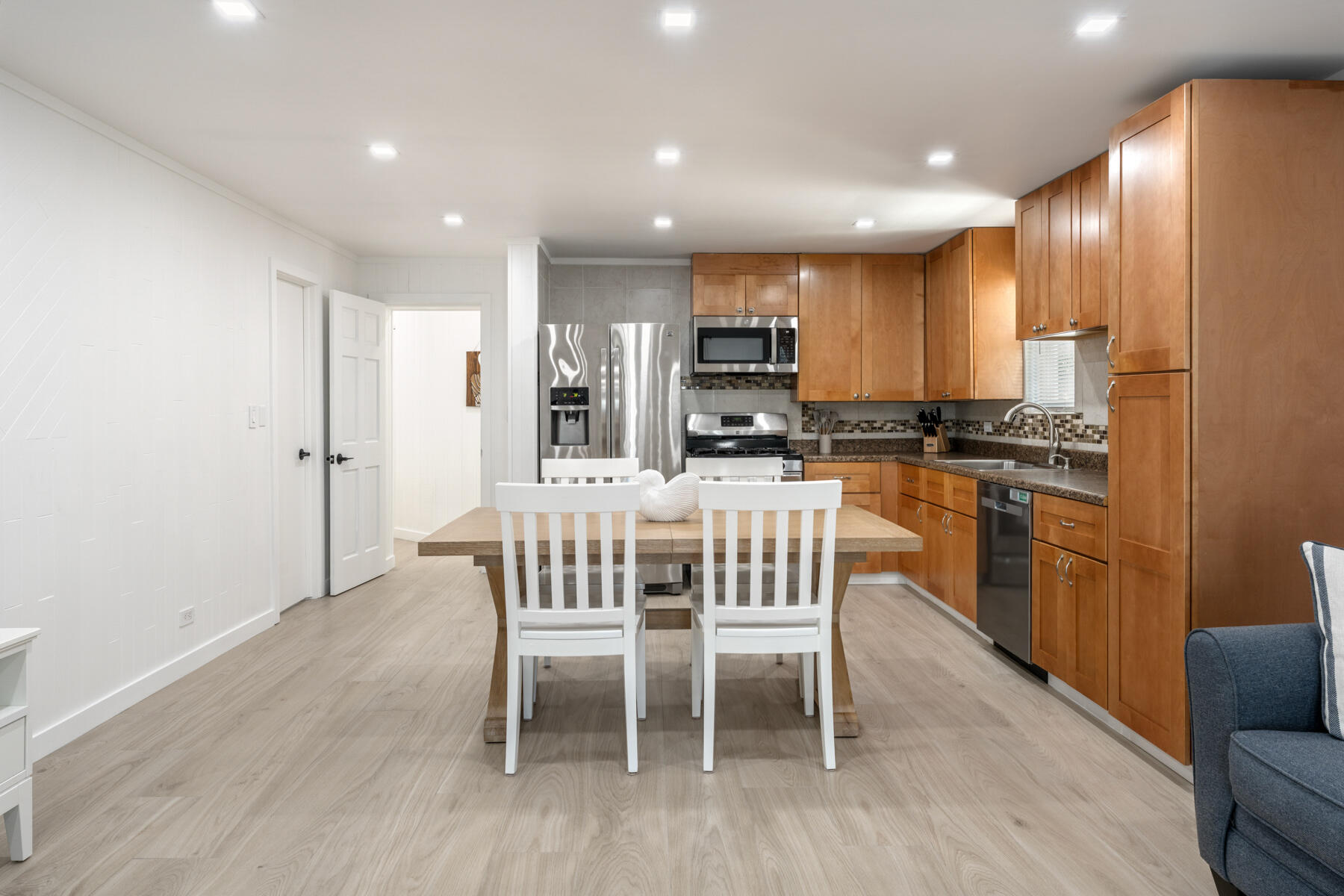 119 Long Key Lake Drive Unit: 1-3