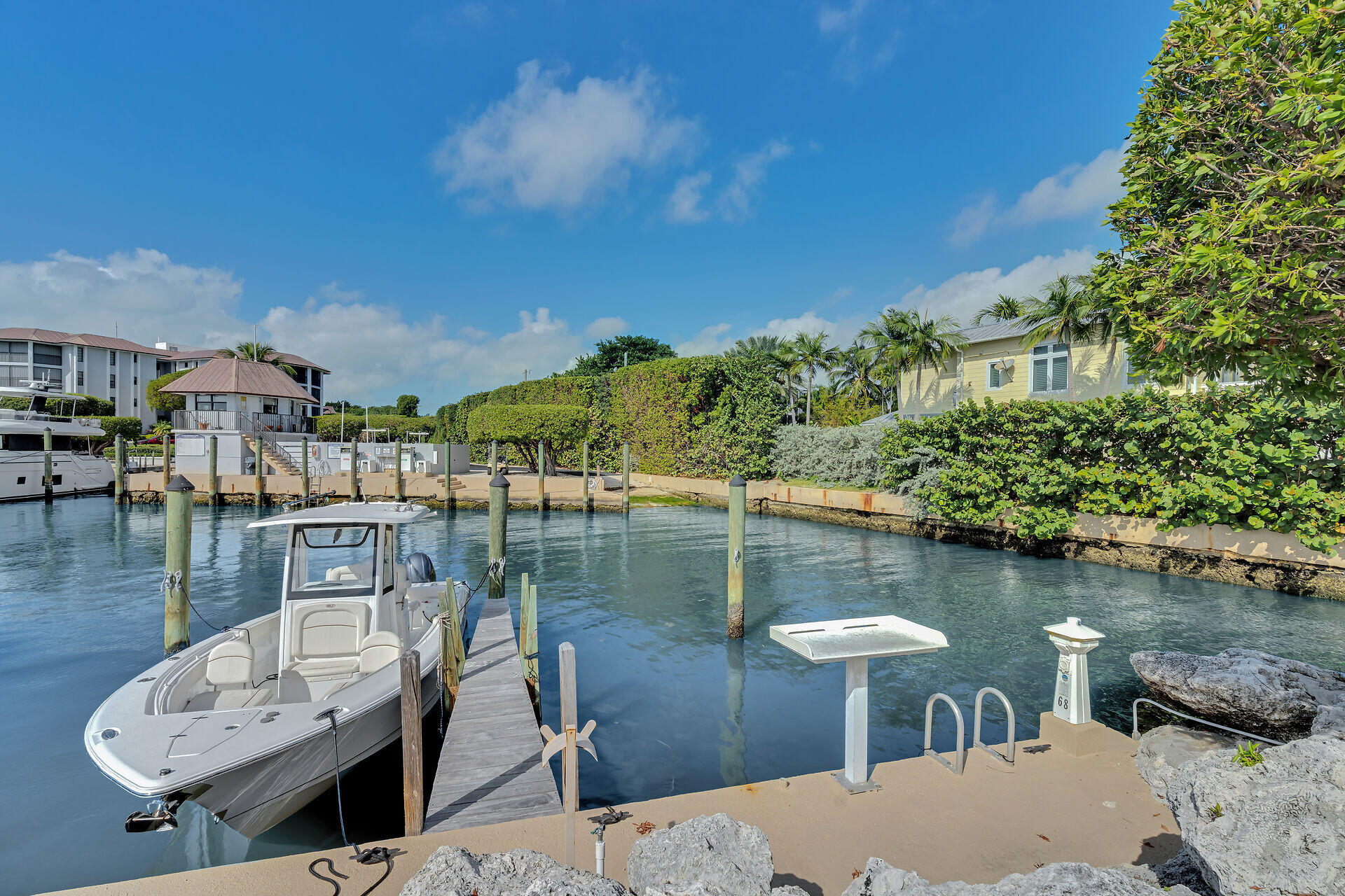 88181 Old Highway Unit: 4G