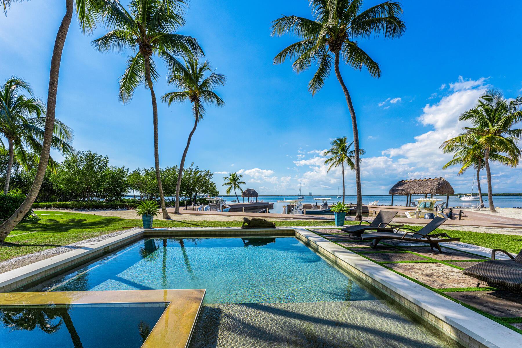 101954 Overseas Highway