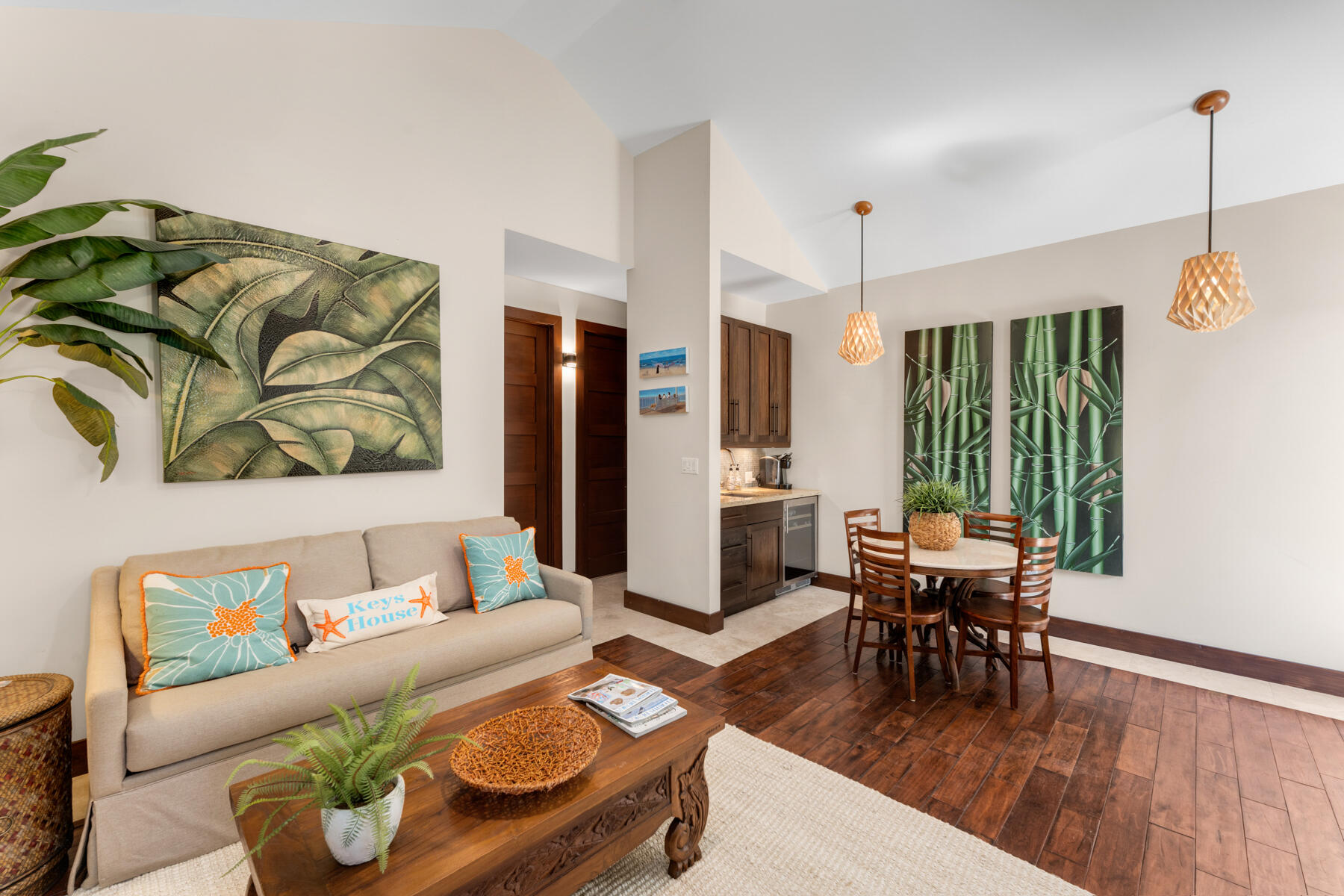 101954 Overseas Highway