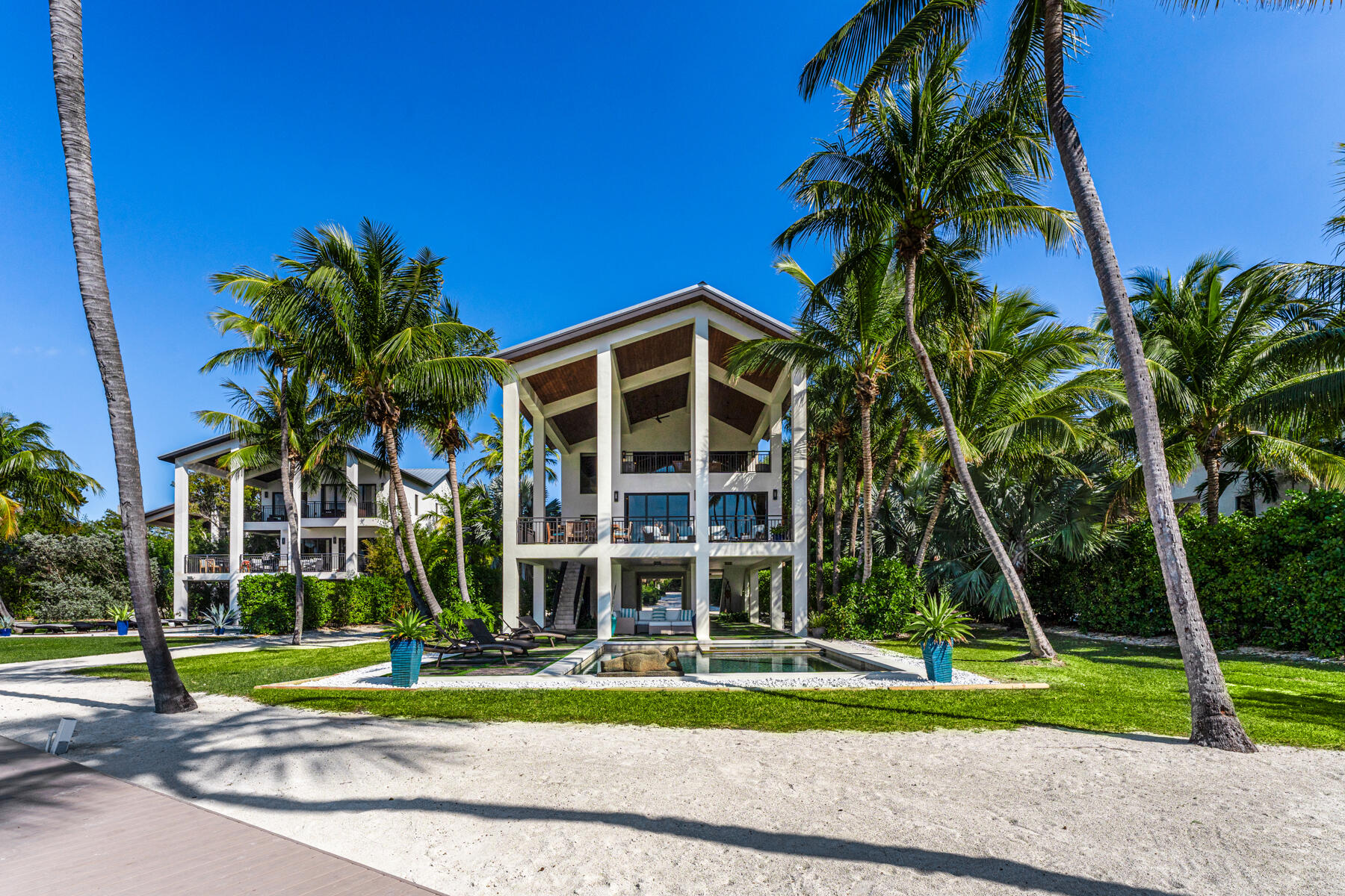 101954 Overseas Highway