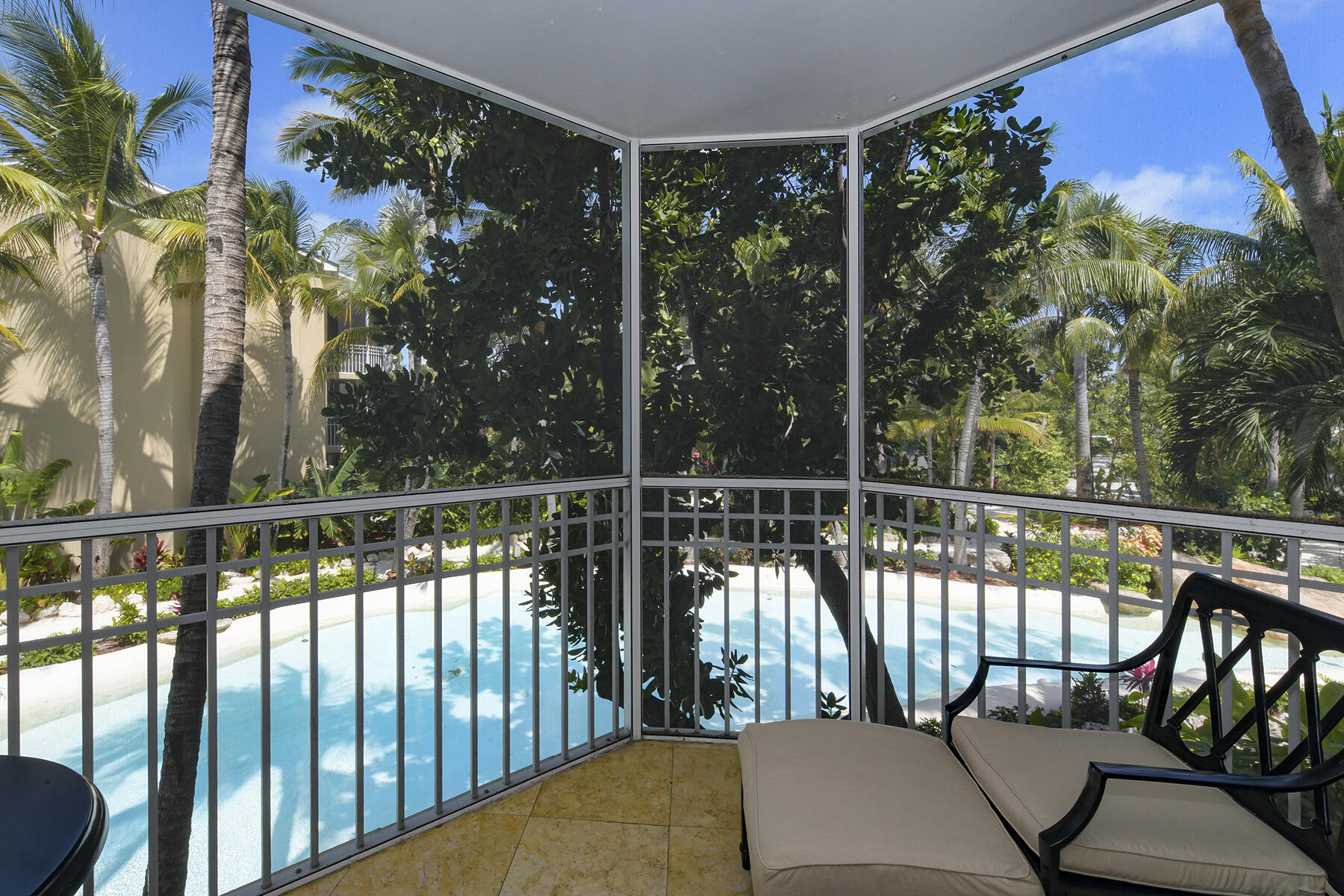 81801 Overseas Highway Unit: 637