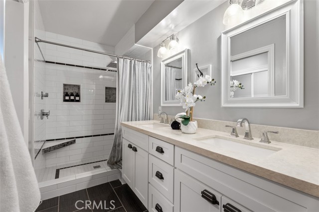 13351 Cromwell
