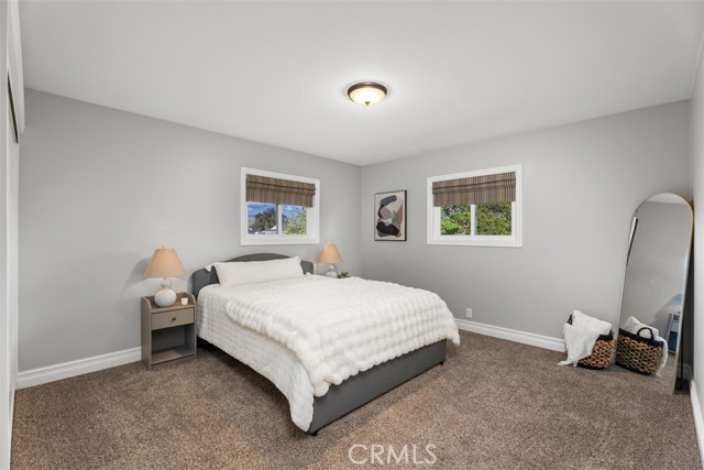 13351 Cromwell