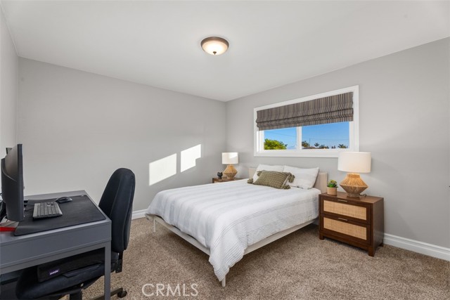 13351 Cromwell