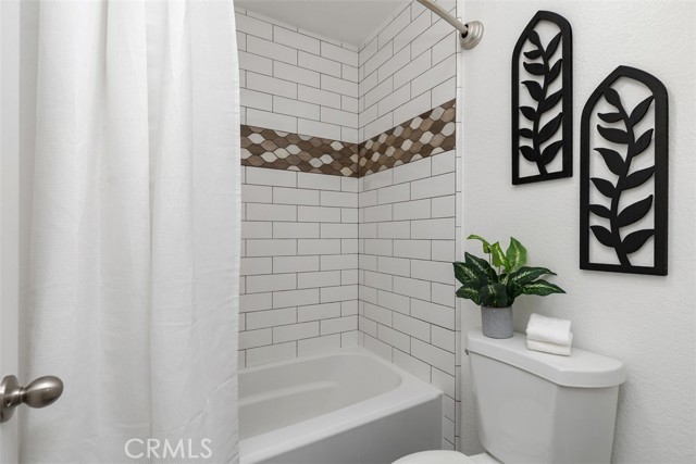 227 S Cross Creek D