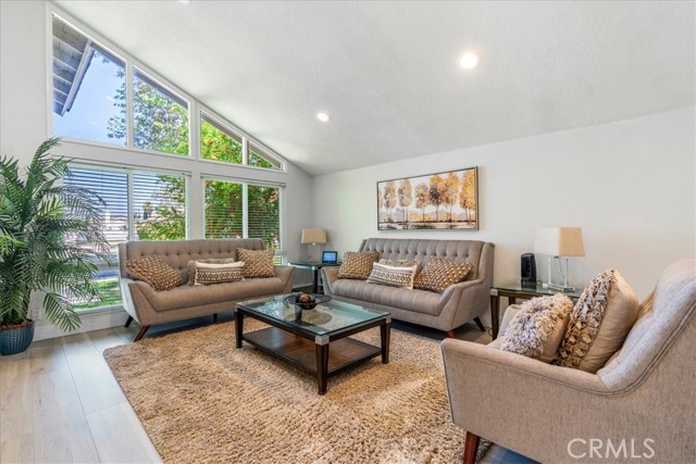 14102 Saarinen CT