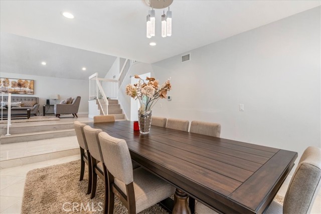 14102 Saarinen CT