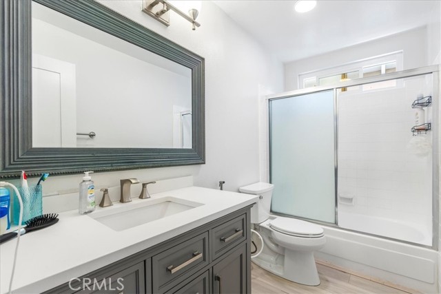 14102 Saarinen CT