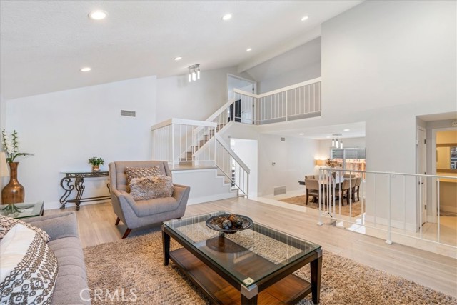 14102 Saarinen CT