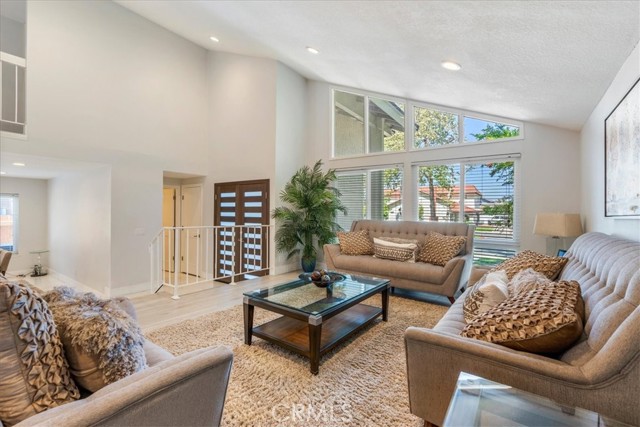 14102 Saarinen CT
