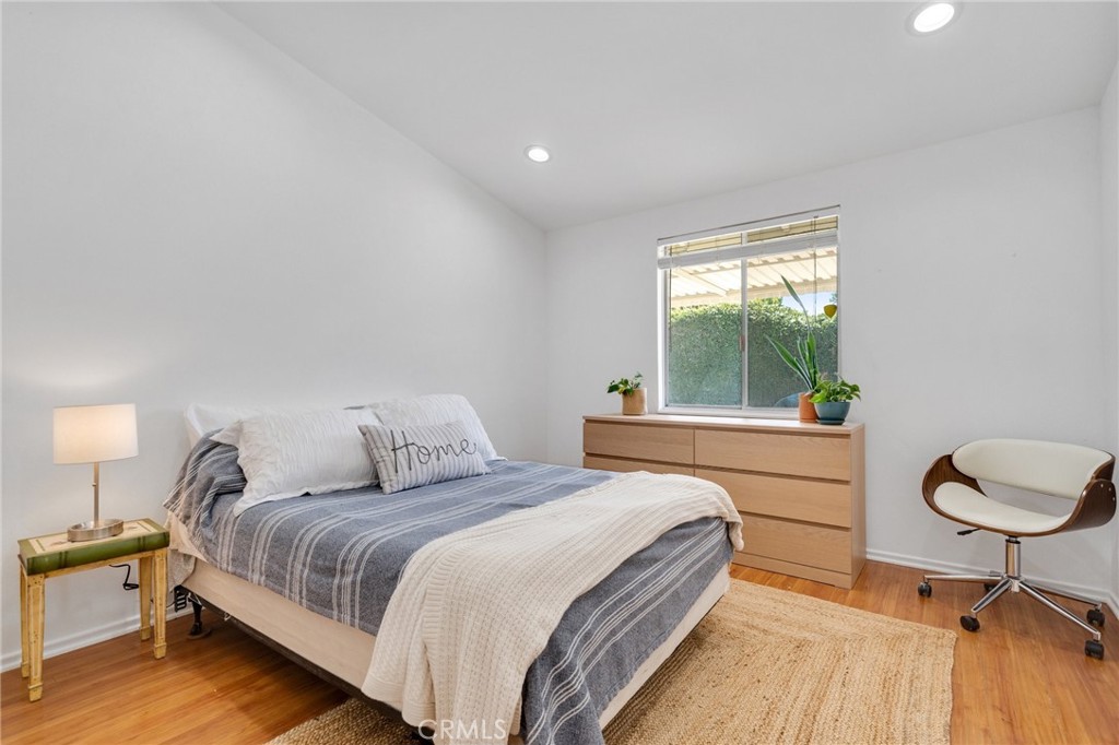 6501 Graves Avenue