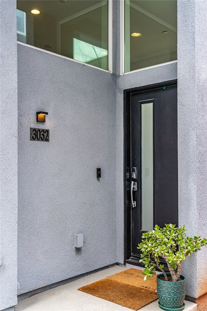 3032 N Coolidge Avenue