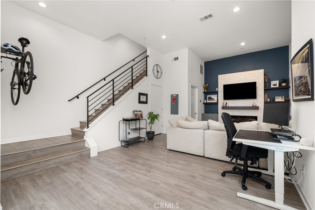 3032 N Coolidge Avenue