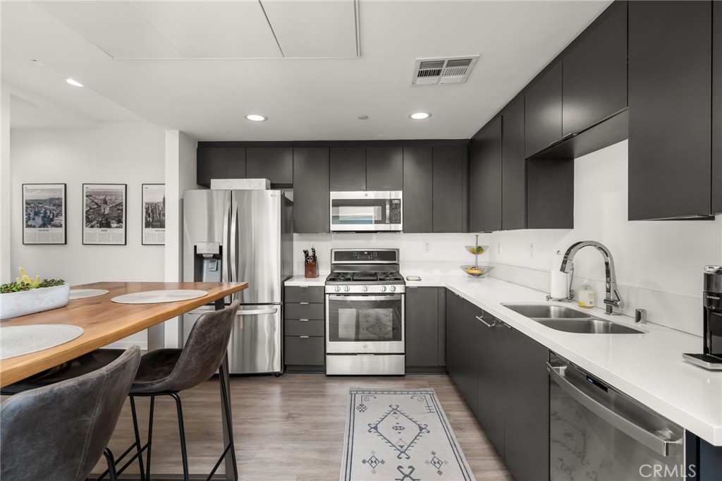 3032 N Coolidge Avenue