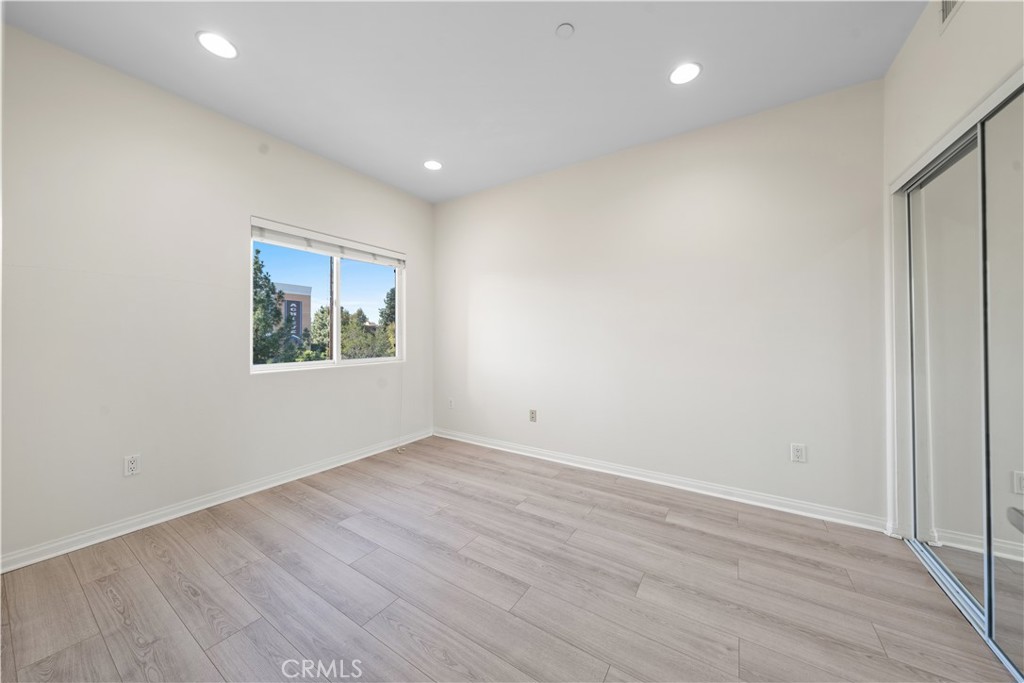 9610 Zelzah Avenue 312