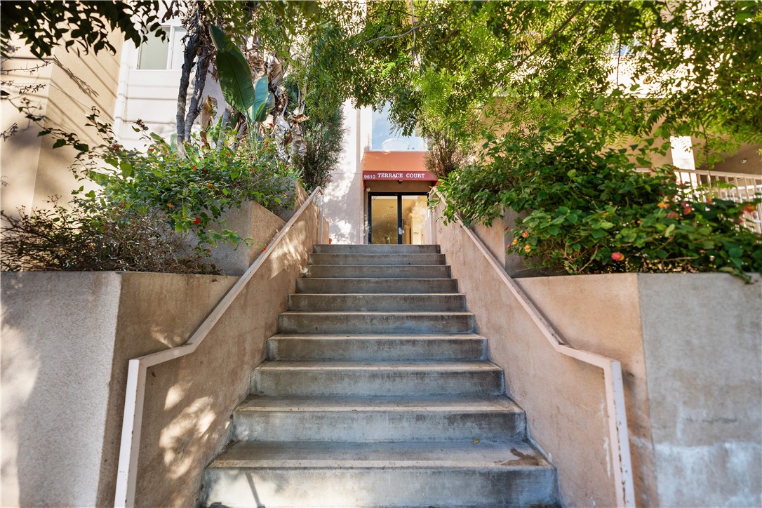 9610 Zelzah Avenue 312