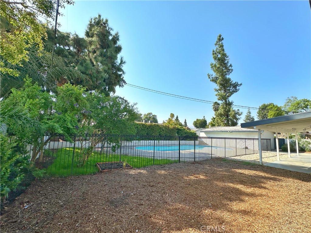 10229 Aldea Avenue