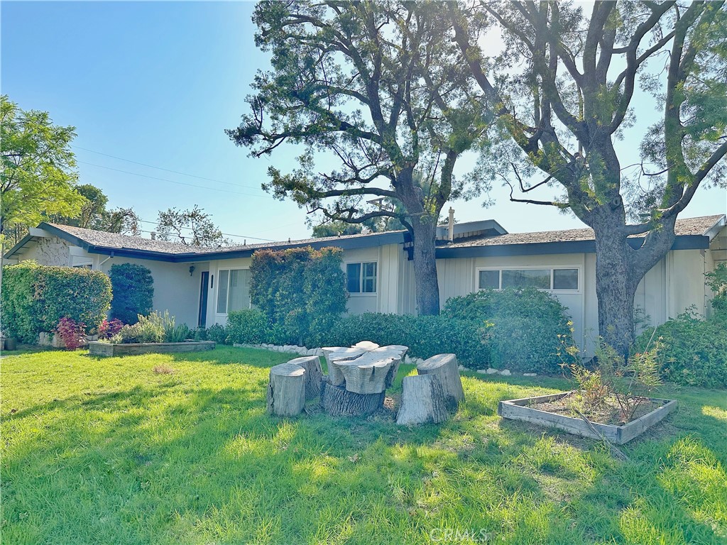 10229 Aldea Avenue