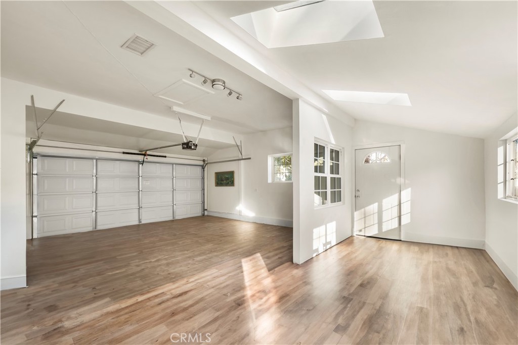 6655 Bertrand Avenue